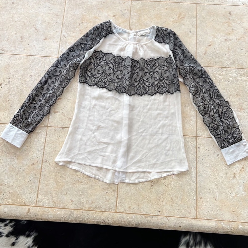 a’ reve sheer & black lace woman’s shirt size M